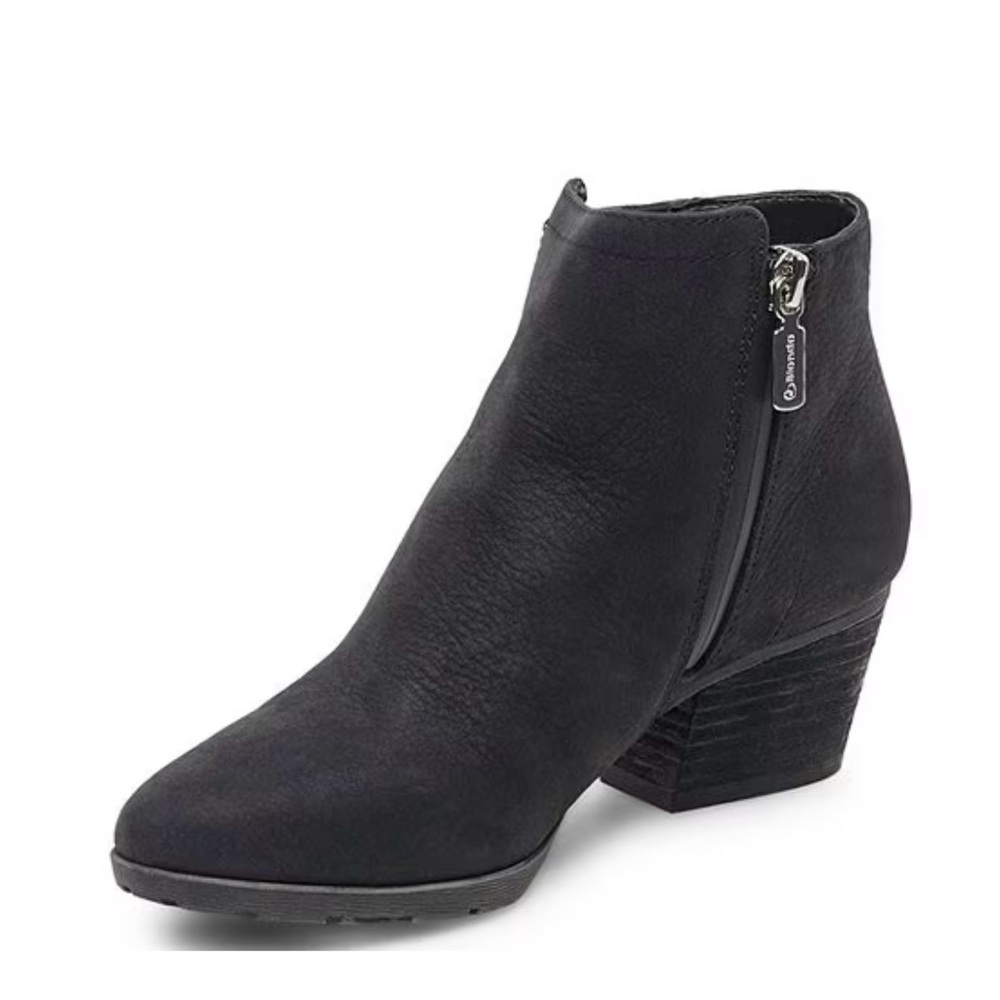 Blondo Waterproof Black Ankle Booties with Zipper